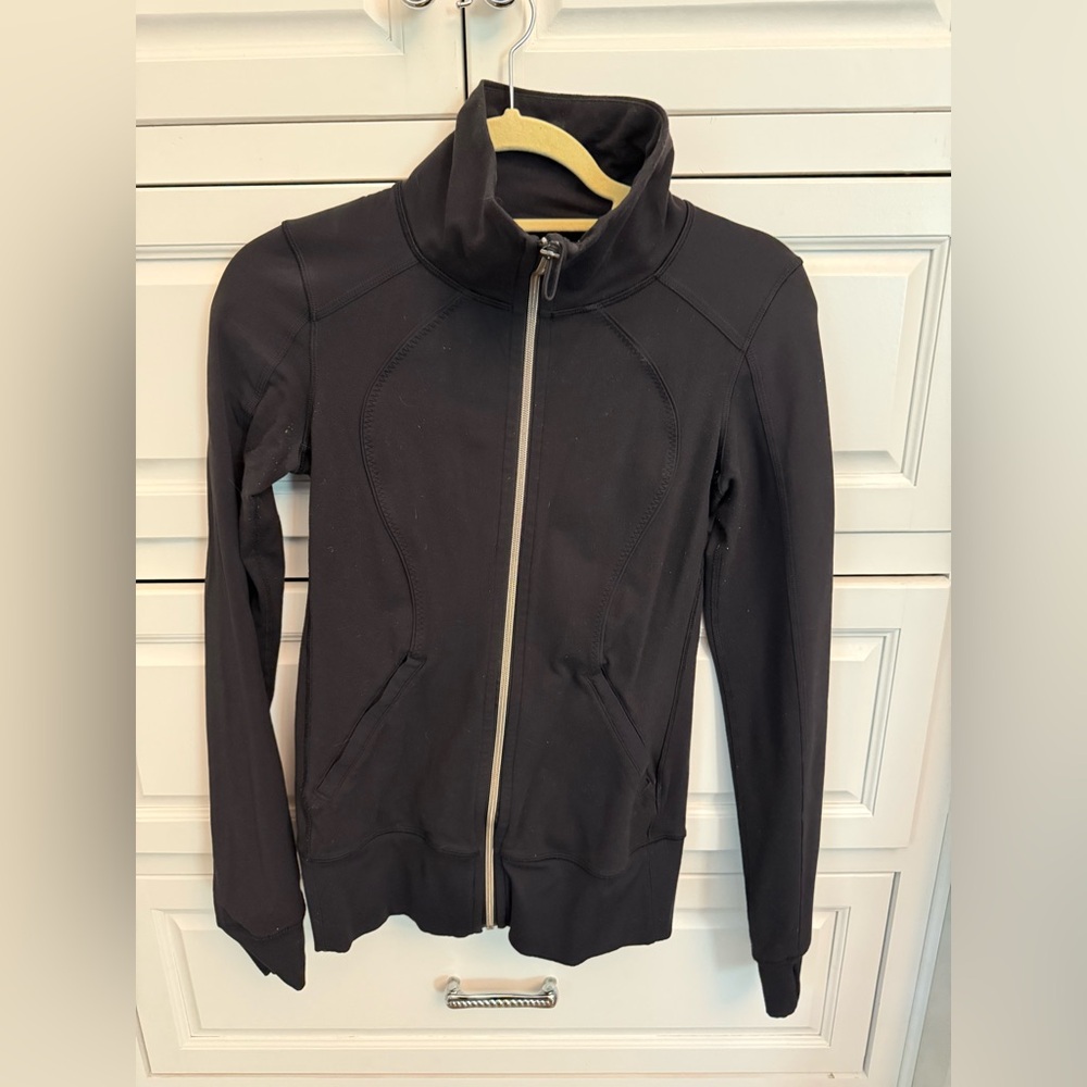 Women's Black Zip-Up Jacket